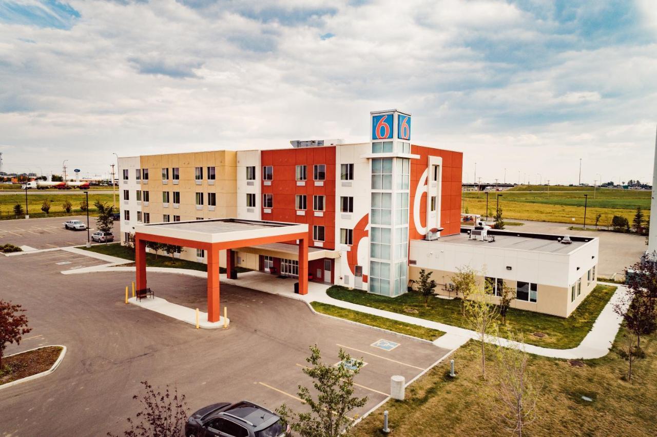 Motel 6 艾尔德里 外观 照片